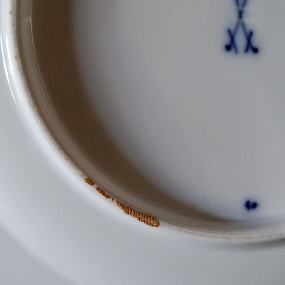 Antique Meissen Plate Courting Couple Romantic Scene Floral Design 8.75" - Picture 9 of 10